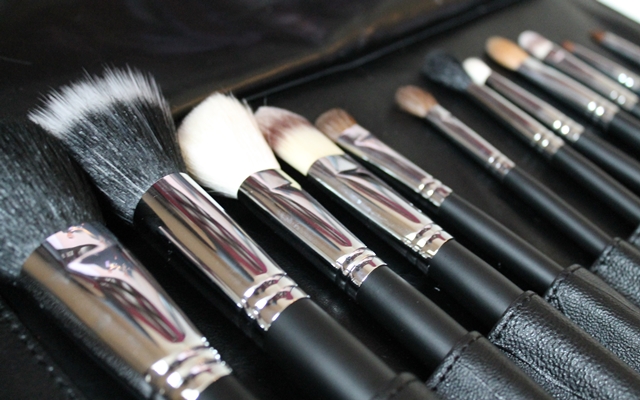 Como cuidar tus brochas de maquillaje