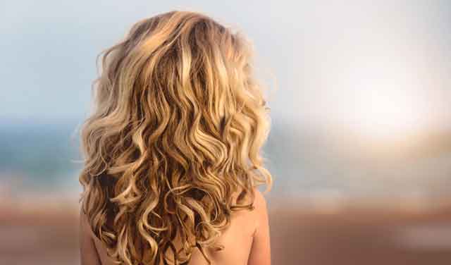 cabello rubio bonito