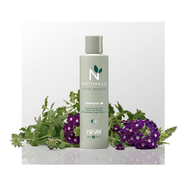 champú para cuidado capilar naturals