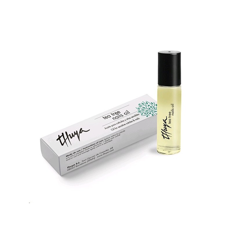 Aceite específico para cuidar tus cutículas y uñas. Especial pieles sensibles. Contiene ingredientes activos que producen un efecto calmante y antiséptico que protegen las uñas y la placa ungueal de los agentes externos y posibles infecciones. Además, contiene todas las propiedades y beneficios de los que dispone el aceite del Árbol de té.